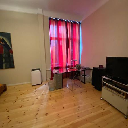 Fewo Gruene Mommsenstrasse - Bei Becker Klingeln Apartment Berlin Exterior photo